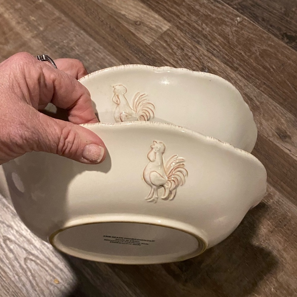 The MAIN Ingredients Pasta/Salad Bowls W Rooster 2 Farmhouse must